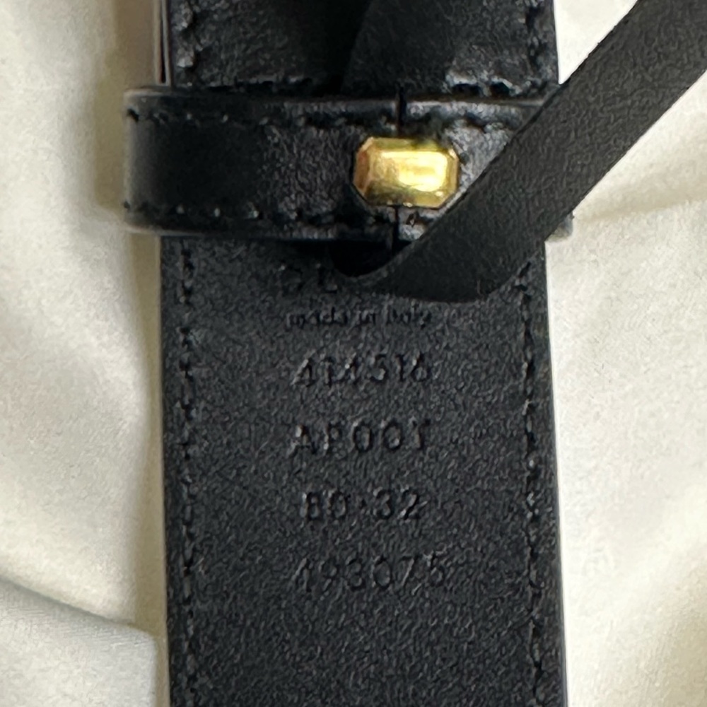 Gucci Black Belt with Gold Buckle - Picture 4 of 4